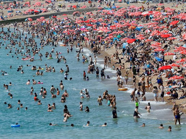 锅牛配资 海南机场：6月海南机场旅客吞吐量同比下降4.6%